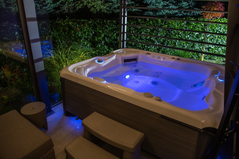 Luxury Spa Bathtub
